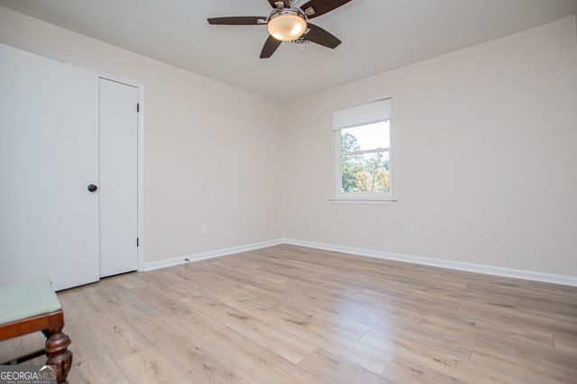 95 E Barbara Lane, Carrollton, GA 30117