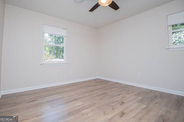 95 E Barbara Lane, Carrollton, GA 30117