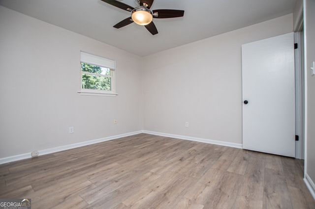 95 E Barbara Lane, Carrollton, GA 30117
