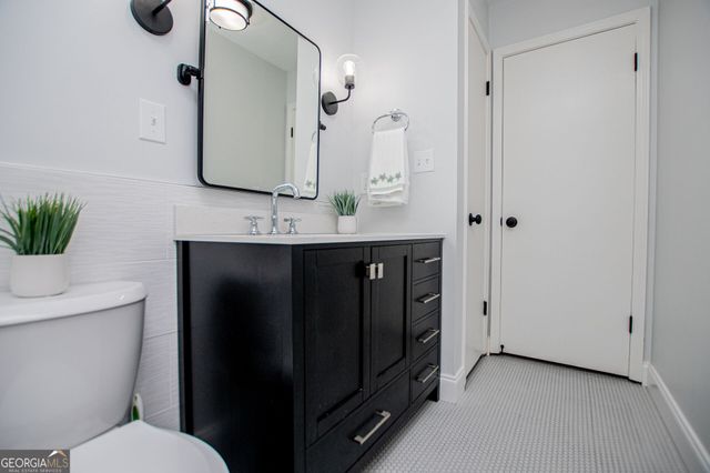 95 E Barbara Lane, Carrollton, GA 30117