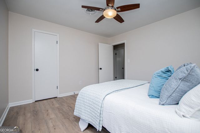 95 E Barbara Lane, Carrollton, GA 30117