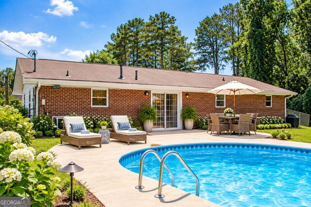 95 E Barbara Lane, Carrollton, GA 30117