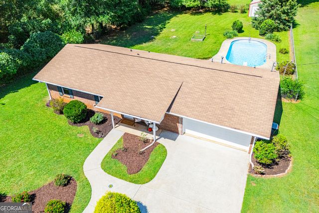 95 E Barbara Lane, Carrollton, GA 30117