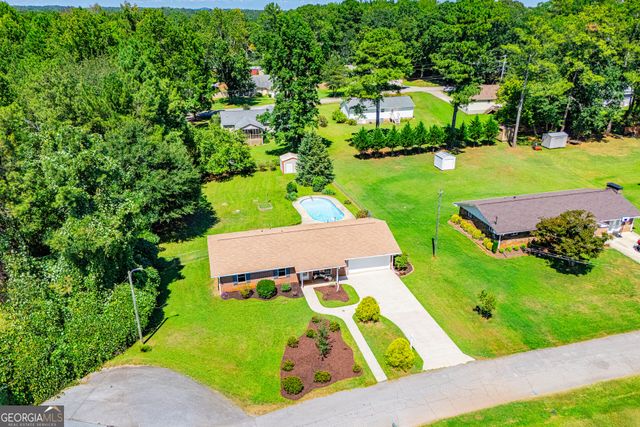95 E Barbara Lane, Carrollton, GA 30117