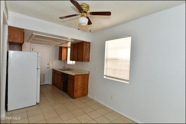 8933 Kenneth Street B, El Paso, TX 79904