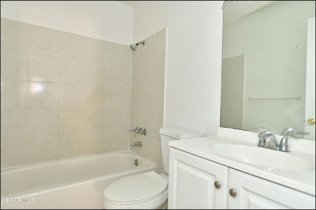 8933 Kenneth Street B, El Paso, TX 79904