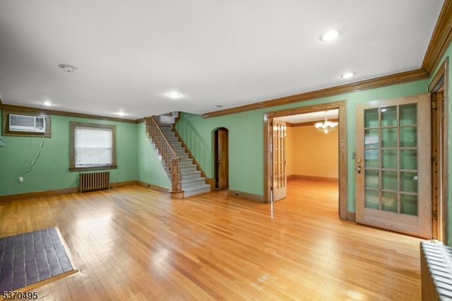 148 Willard Ave, Bloomfield Twp., NJ 07003