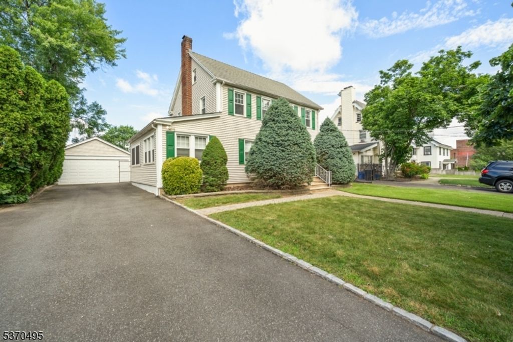 148 Willard Ave, Bloomfield Twp., NJ 07003