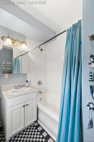 15 E Kirby Street 429, Detroit, MI 48202