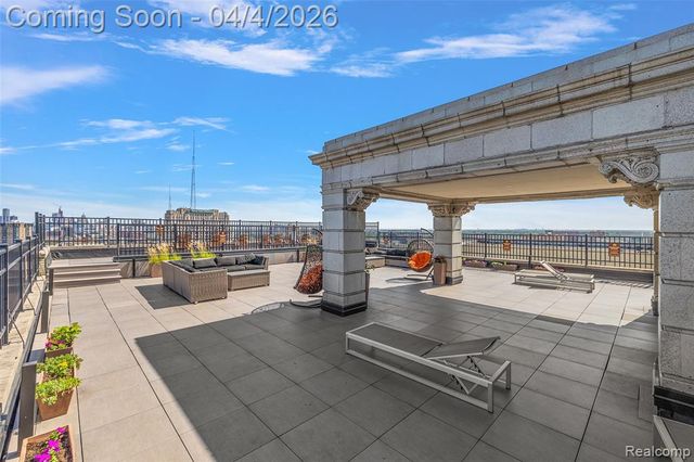 15 E Kirby Street 429, Detroit, MI 48202