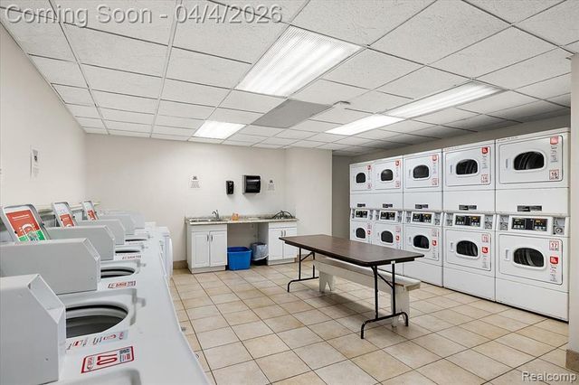 15 E Kirby Street 429, Detroit, MI 48202