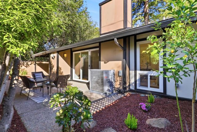 1225 Blackberry Terrace, Sunnyvale, CA 94087