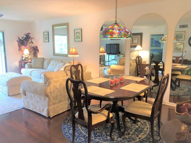13335 TOUCHSTONE Place 103, Palm Beach Gardens, FL 33418