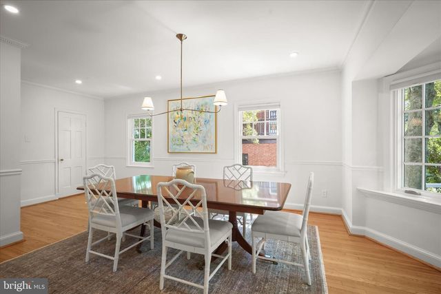 3075 N POLLARD ST N, Arlington, VA 22207