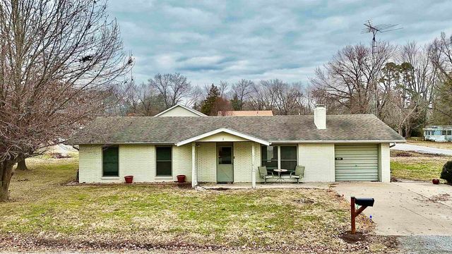 1103 Oliver Street, Benton, IL 62812