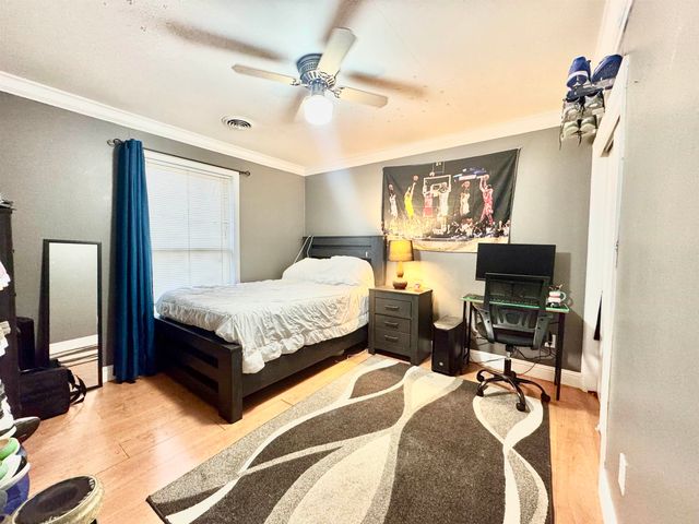 1103 Oliver Street, Benton, IL 62812