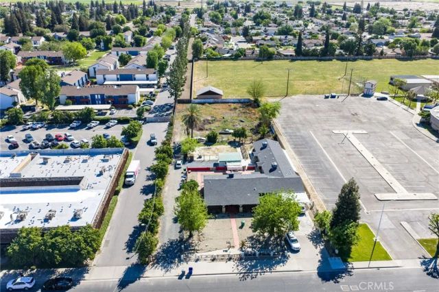 3280 McCall Ave, Selma, CA 93662