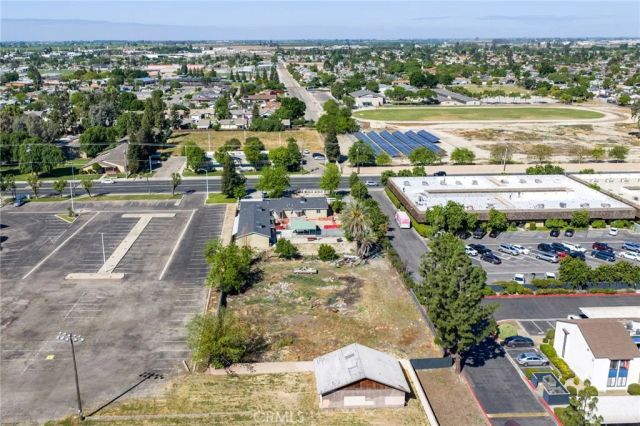 3280 McCall Ave, Selma, CA 93662