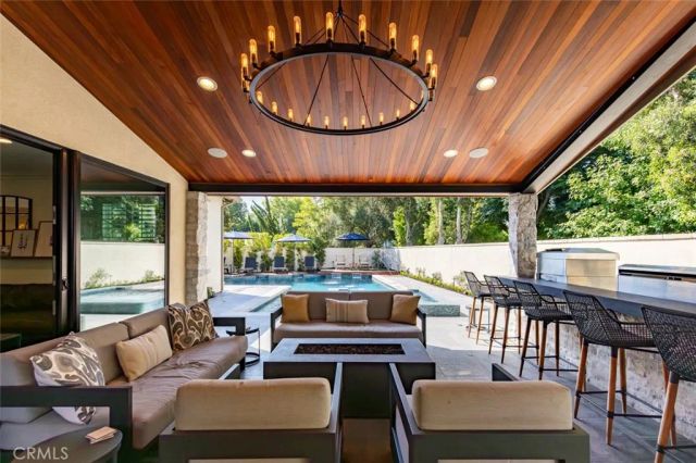 37 Scarlet Maple Drive, Ladera Ranch, CA 92694