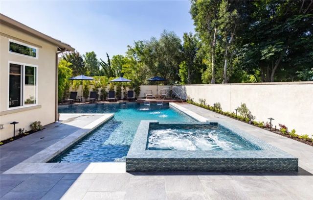 37 Scarlet Maple Drive, Ladera Ranch, CA 92694