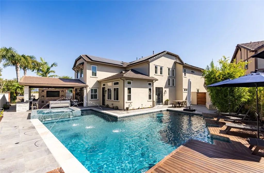 37 Scarlet Maple Drive, Ladera Ranch, CA 92694