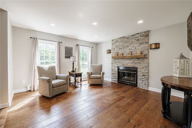 6126 Rossier Rd, Canandaigua Town, NY 14424