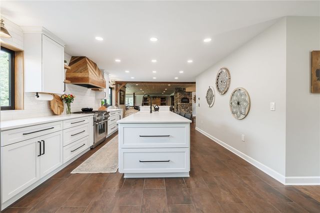 6126 Rossier Rd, Canandaigua Town, NY 14424