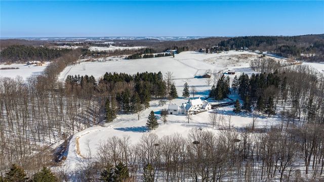 6126 Rossier Rd, Canandaigua Town, NY 14424