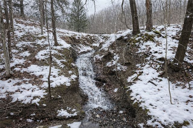 6126 Rossier Rd, Canandaigua Town, NY 14424