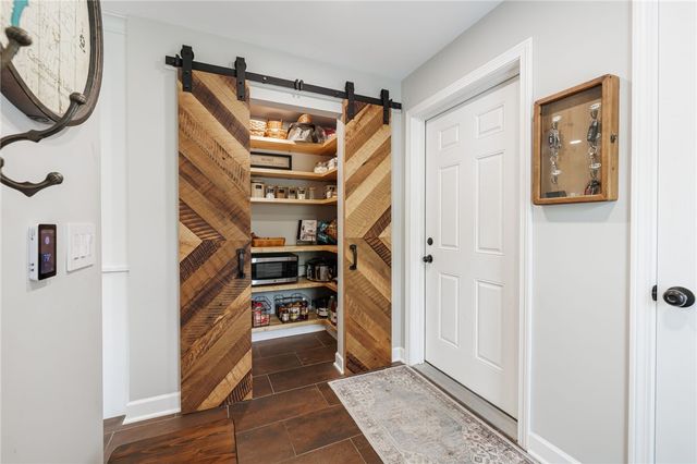 6126 Rossier Rd, Canandaigua Town, NY 14424