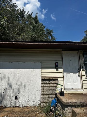 223 E 52nd Street N, Tulsa, OK 74126