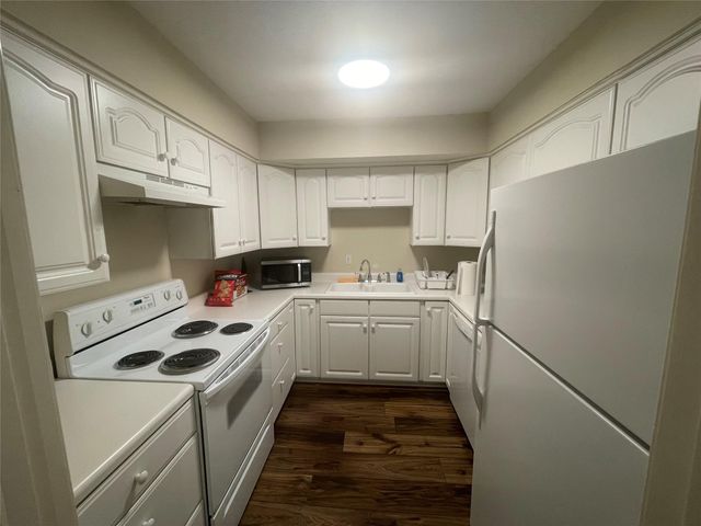 5050 Ambassador Way 314, Houston, TX 77056