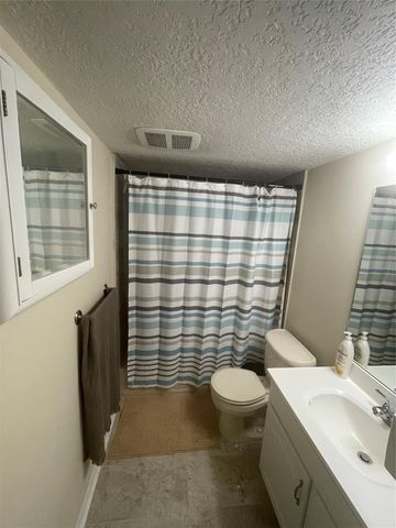 5050 Ambassador Way 314, Houston, TX 77056