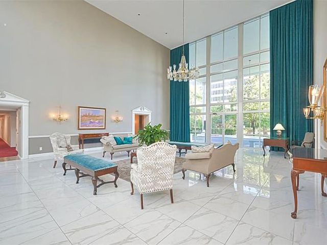 5050 Ambassador Way 314, Houston, TX 77056