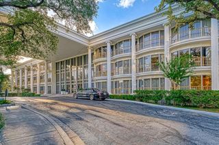 5050 Ambassador Way 314, Houston, TX 77056