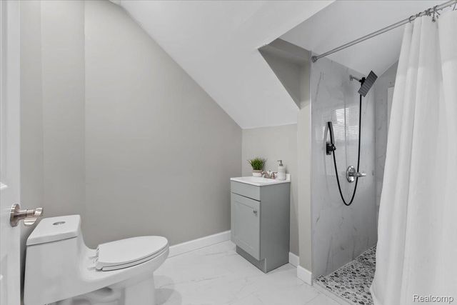 16221 SANTA ROSA Drive, Detroit, MI 48221