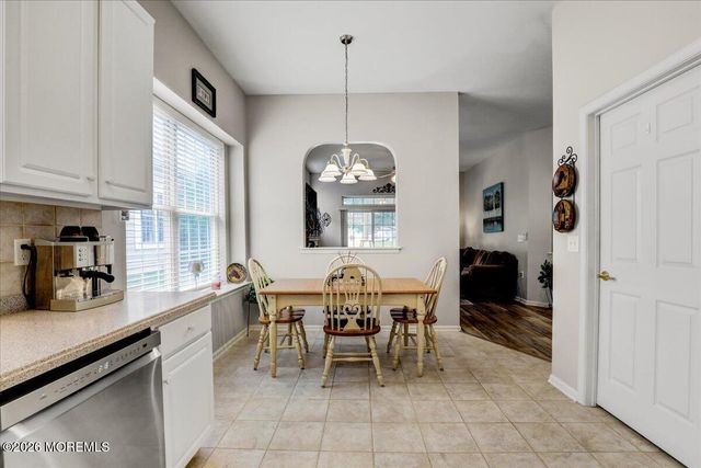 34 Spyglass Drive, Jackson, NJ 08527