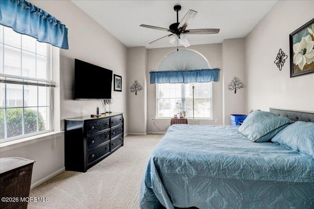 34 Spyglass Drive, Jackson, NJ 08527