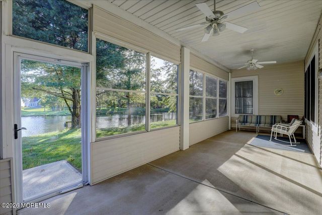 34 Spyglass Drive, Jackson, NJ 08527