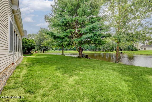 34 Spyglass Drive, Jackson, NJ 08527