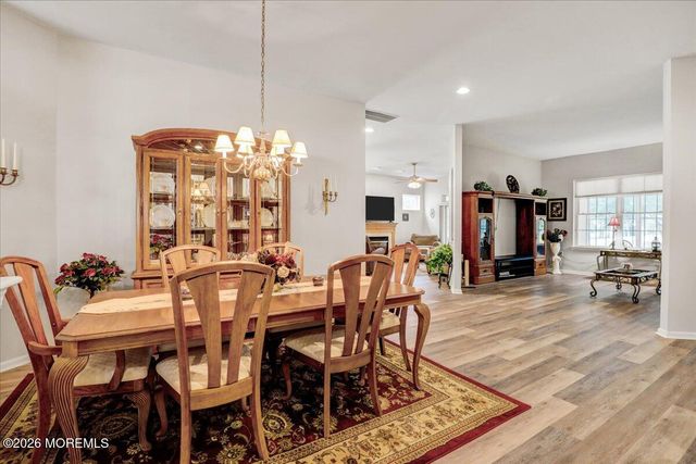 34 Spyglass Drive, Jackson, NJ 08527