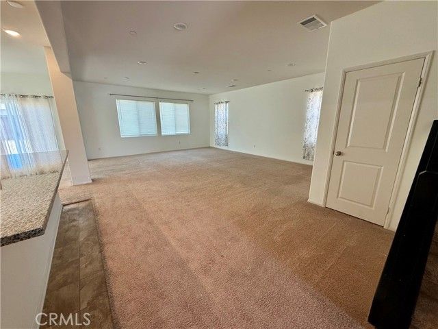 13886 Camino Cinco, Victorville, CA 92392