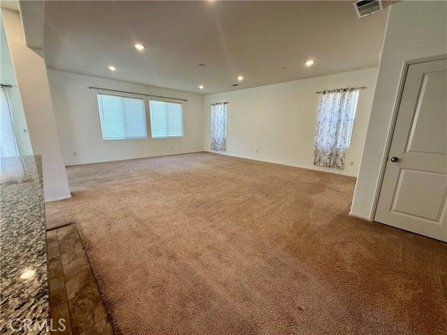 13886 Camino Cinco, Victorville, CA 92392