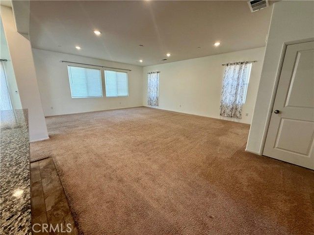 13886 Camino Cinco, Victorville, CA 92392