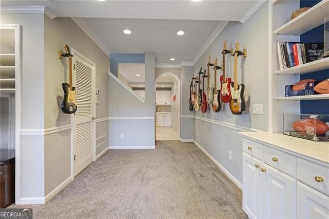 1045 Tullmore Drive, Roswell, GA 30075