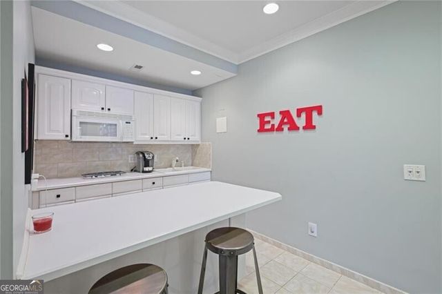 1045 Tullmore Drive, Roswell, GA 30075