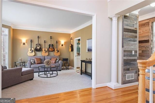 1045 Tullmore Drive, Roswell, GA 30075