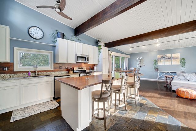 19W034 18th Place, Lombard, IL 60148