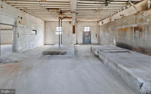 300 W INDUSTRIAL BLVD, Cumberland, MD 21502