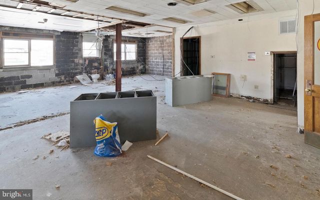 300 W INDUSTRIAL BLVD, Cumberland, MD 21502